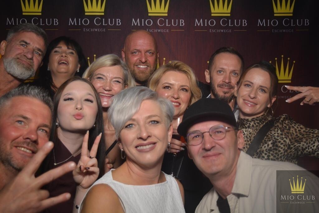 20260720_143626 | Fotobox mieten im Eichsfeld und Werra-Meißner-Kreis – Galaxy Eventservice bietet professionellen Service, Sofortdruck und persönliche Betreuung für Hochzeiten, Firmenfeiern und Events in deiner Region. Jetzt anfragen! - Realisiert mit Pictrs.com