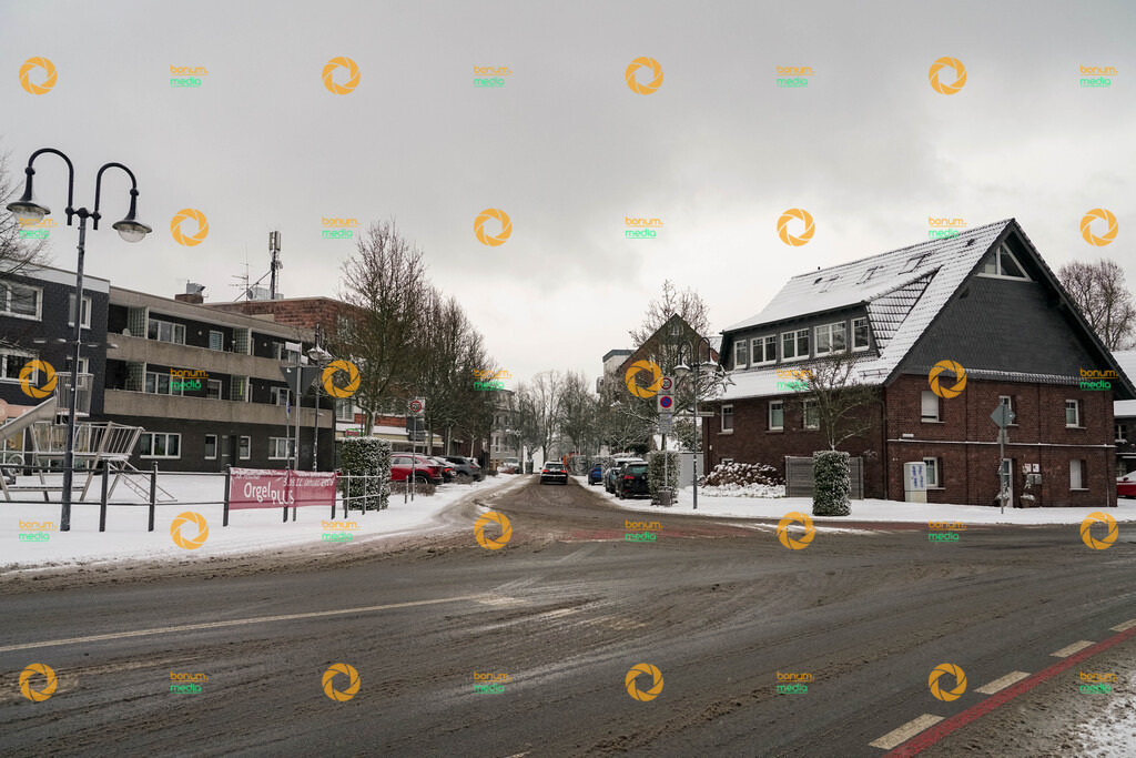 Schnee in Kirchhellen 2026 - Stock Bilder | bonum - Realisiert mit Pictrs.com