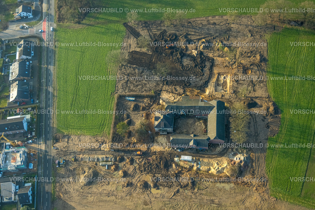 Neukirchen-Vluyn260101230 | Luftbild, historischer Bauernhof Hofanlage an der Lindenstraße unter Denkmalschutz, Baustelle, Neukirchen-Vluyn, Ruhrgebiet, Nordrhein-Westfalen, Deutschland