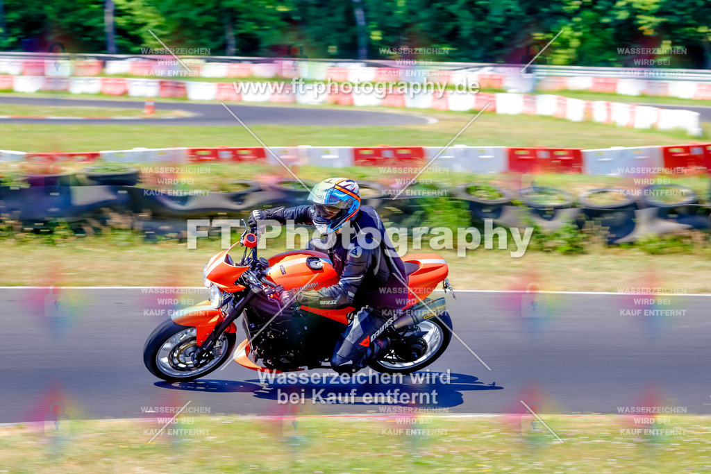 _MOT9292 | Hier findet Ihr Bilder von Touristenfahrten auf der Nürburgring Nordschleife oder von anderen Veranstaltungen die ich besucht habe. Viel Spass beim Durch Schauen 