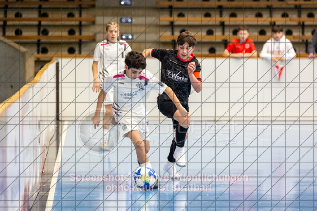 20260105_113326_1006 | 1.Göppinger SV (schwarz) vs. FSV Mainz 05GSV Masters - Fahrschule Traffic Cup in der EWS-Arena, Nördliche Ringstraße 87, 73033 Göppingen - 05.01.2026Foto: PhotoPeet-Sportfotografie/Peter Harich