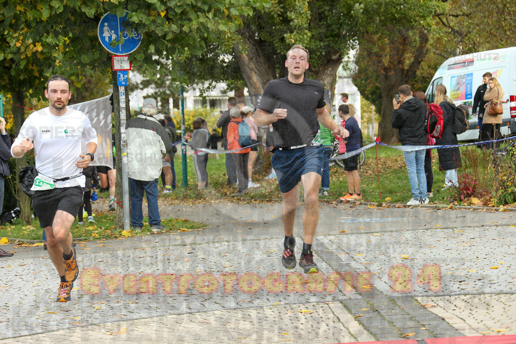 241020_1102_EX1_0760 | Sportfotografie im Rhein-Sieg Kreis, Köln, Bonn, NRW, Rheinland Pfalz, Hessen, etc. Unser Tätigkeitsfeld umfasst den Laufsport vom Volkslauf über den Marathon, Duathlon, Triathon bis zum Ultralauf wie Kölnpfad Ultra oder Schindertrail.