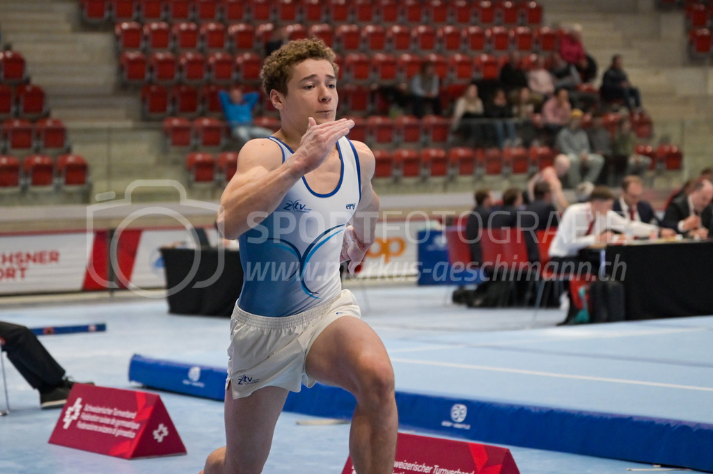 Schweizer Meisterschaften Kunstturnen Mannschaften Männer (A) - 22. November 2025 | Schweizer Meisterschaften Kunstturnen Mannschaften Männer (A)AXA Arena, WinterthurBild: Sportfotografie Markus Aeschimann | www.markus-aeschimann.ch - Realisiert mit Pictrs.com