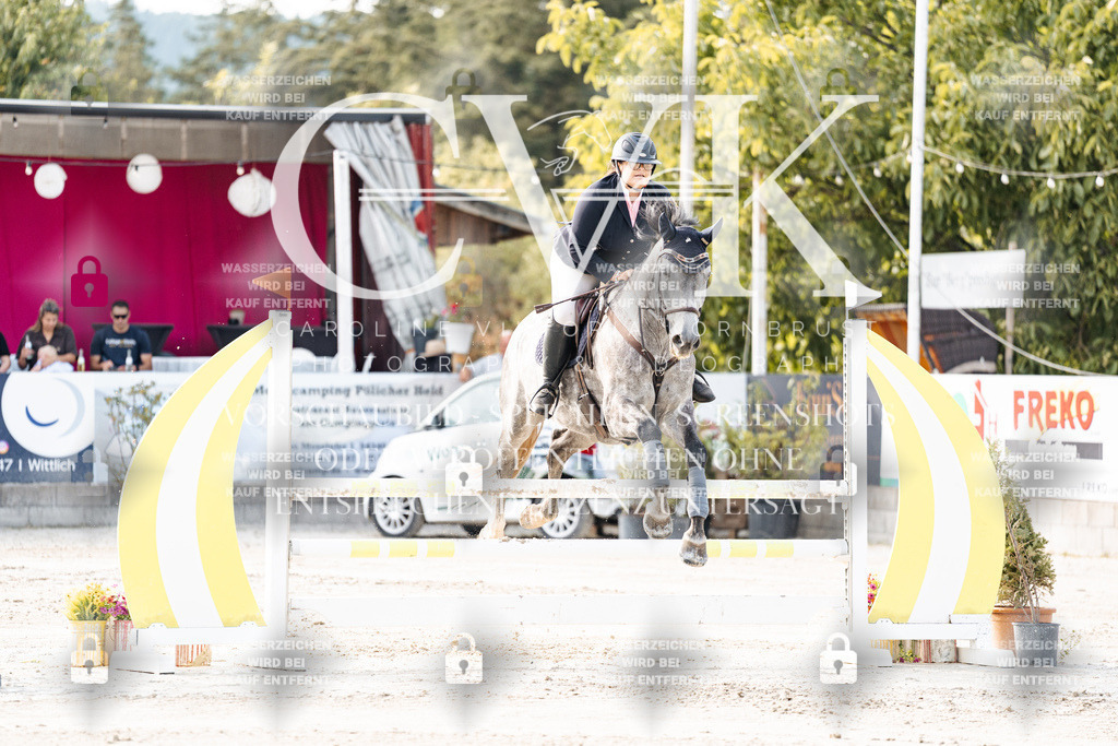 CK906244 | Turnierfotografie Pferdefotografie Trier Rheinland-Pfalz Pferdesport Reitsport Tierfotografie Sportfotografie Pferdevideo Pferdevideografie Equestrianvideography equestrianphotography  - Realisiert mit Pictrs.com