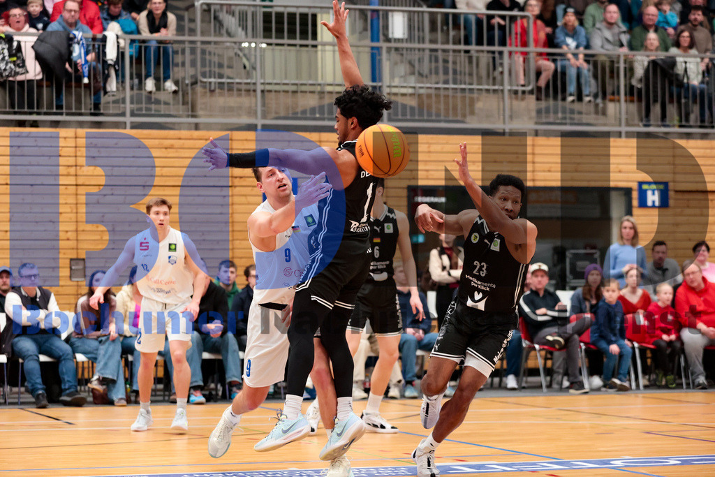 SES_BOCBAY20250209-45 | bond - Realisiert mit Pictrs.com