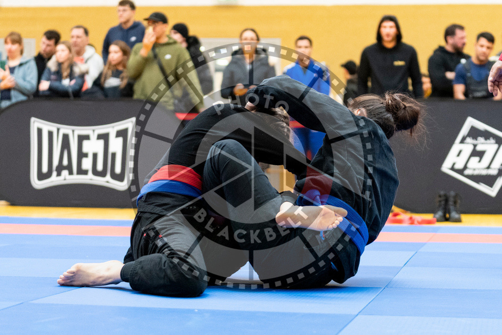 20231118PBB12152 | Fighters compete during the AJP Tour 600 Frankfurt Championship in Frankfurt/Main, Germany, on November 18, 2023.