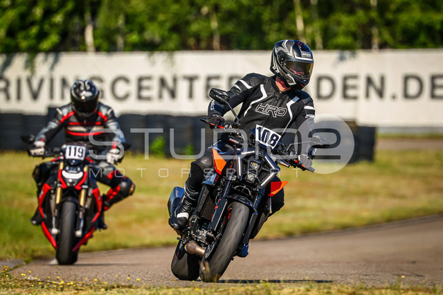 0108-260508DCB-003_108 | Deine Full-Service-Agentur für ✔️Videoproduktionen und ✔️Motorsportfotografie Jetzt Angebot anfragen!