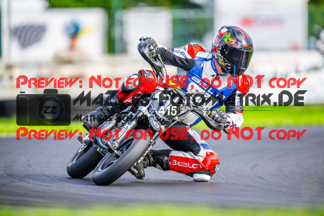 MaZZes_FotoMatrix_230920_8943 | Fotograf Mathias Schmid
Sportfotograf,
Eventfotograf,
Hochzeitsfotograf,
Portraitfotograf