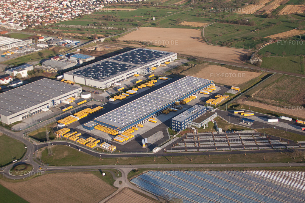Luftbild: DACHSER Logistikzentrum Karlsruhe GmbH, Malsch in Malsch im Bundesland Baden-Württemberg in Deutschland. – Foto: IMG_56473.jpg vom 14.04.2013 durch Werner Riehm/FLY-FOTO.de – Auflösung des Originals: 4752 x 3168 px