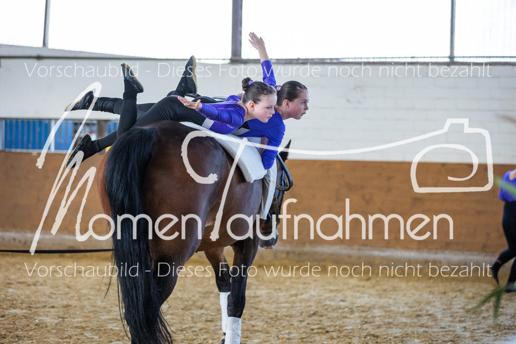 SS-Maxi-207 | MomenTaufnahmen Pferdesportfotos