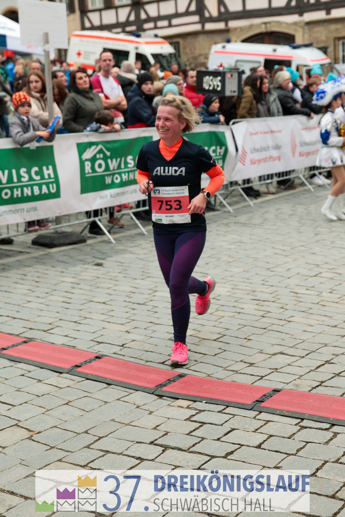 VR Bank Hauptlauf 10000m | 3 Koenigslauf 2023 - Realisiert mit Pictrs.com