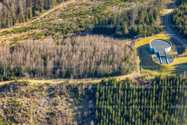 Kirchhundem250308544Flape | Luftbild, Wasserspeicher am Wald Hohe Lohe, Kirchhundem, Sauerland, Nordrhein-Westfalen, Deutschland