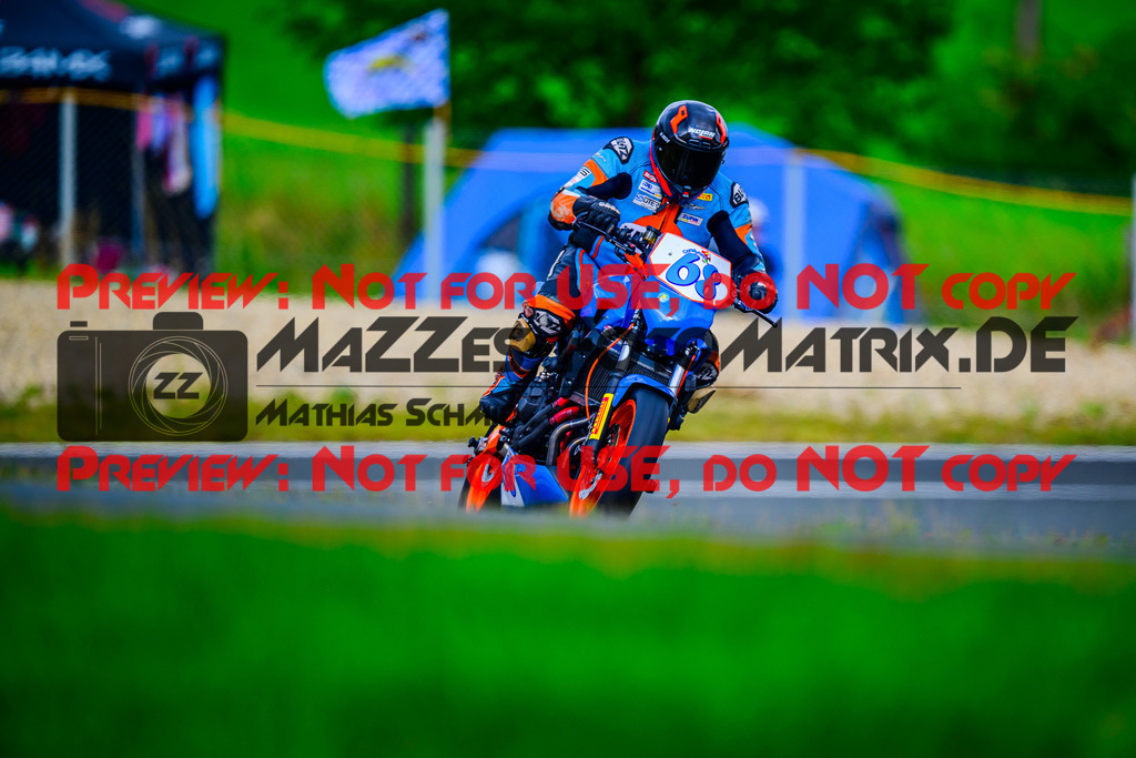 MaZZes_FotoMatrix_240728_6007705_3881 | TWIN