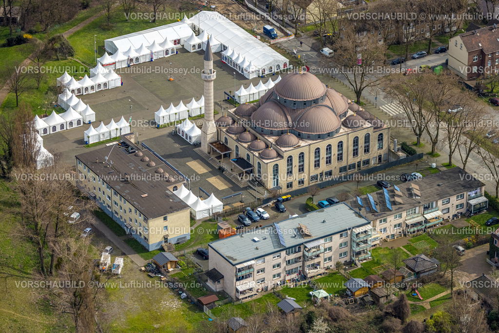 Duisburg230301328 | Luftbild, DITIB Zentralmoschee Duisburg-Marxloh, Ramadan Zeltstadt Warbruckstraße, Marxloh, Duisburg, Ruhrgebiet, Nordrhein-Westfalen, Deutschland