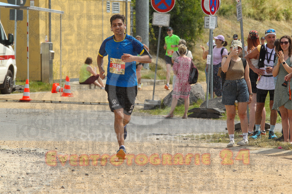 250614_1138_EV4_9094 | Sportfotografie im Rhein-Sieg Kreis, Köln, Bonn, NRW, Rheinland Pfalz, Hessen, etc. Unser Tätigkeitsfeld umfasst den Laufsport vom Volkslauf über den Marathon, Duathlon, Triathon bis zum Ultralauf wie Kölnpfad Ultra oder Schindertrail.
