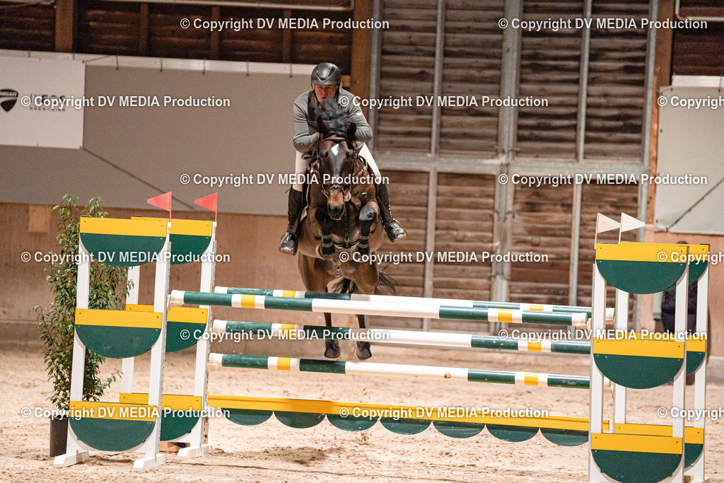 Springen Tag 1-951 | dv-media-shop - Realisiert mit Pictrs.com