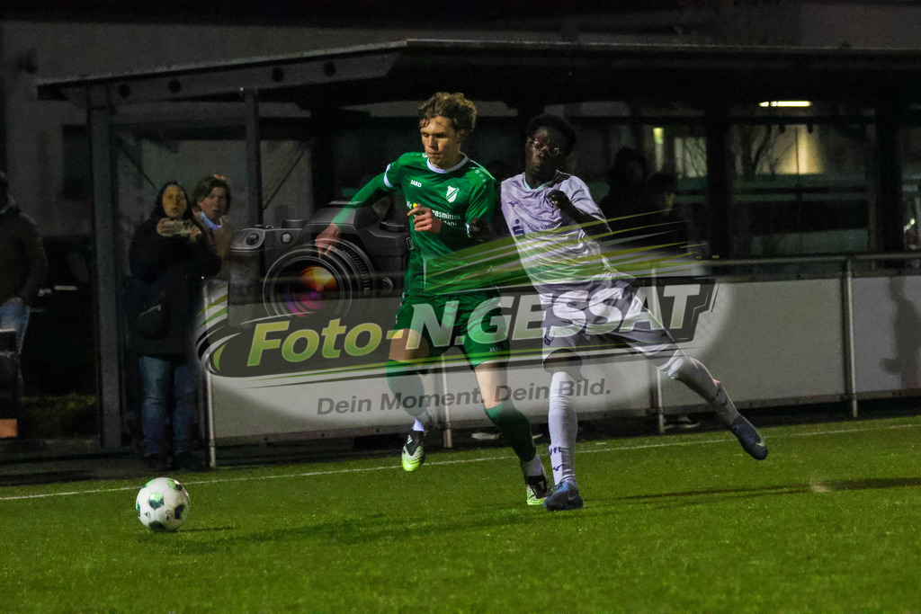 SV Rödinghausen - VfL Bochum | Auf dem Bild zu sehen: grün SV Rödinghausen ; grau VfL BochumSV Rödinghausen, VfL Bochum, Saison 25/26, C-Jugend Westfalenpokal, Deutschland - Realisiert mit Pictrs.com