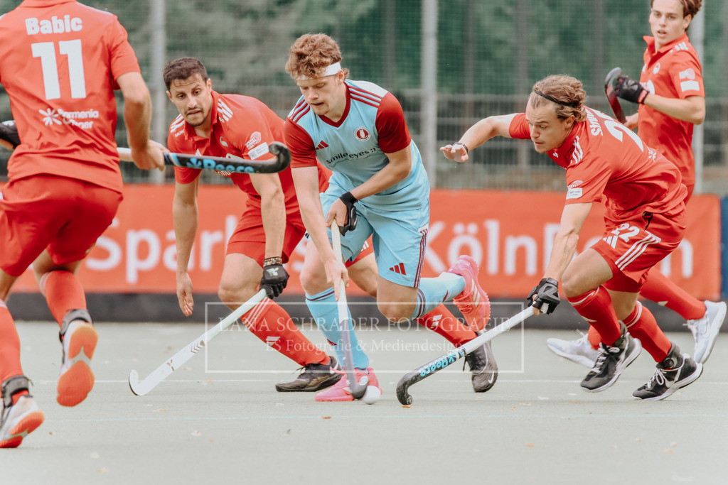 Herren_Bundesliga_02_F_RWK-UHC_21.09.25_Köln (119 von 471) | lanaschraderfotografie - Realisiert mit Pictrs.com