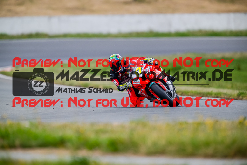 MaZZes_FotoMatrix_220723_5386 | IDM1000