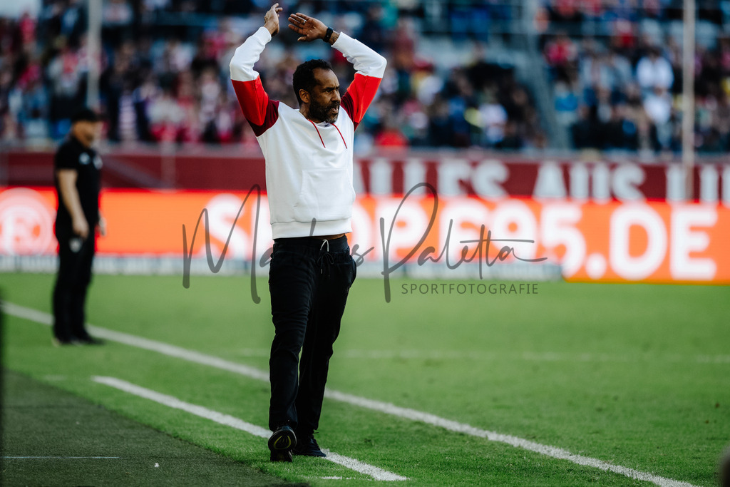 2. Bundesliga, Saison 2024/25, 28. Spieltag: Fortuna Düsseldorf - SC Preußen Münster | Düsseldorf, 05.04.2025: 2. Bundesliga, 28. Spieltag, Fortuna Düsseldorf gegen SC Preußen Münster in der Merkur Spiel-Arena in Düsseldorf. Foto: sportfotografie.ms | Markus Paletta - Realisiert mit Pictrs.com