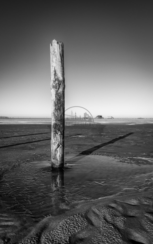 Schwarzweiss-Colorkey-Motive-by-stativkunst.de-019 | Exklusive Hamburg collagen, tolle Segelbilder und viele weitere tolle Motive auf Leinwand, Poster, Alu-Dibond, u.v.m. findet Ihr bei uns auf hamburgbild.de. Findet Euer Wandbild für Euer Zuhause, Büro oder die  Praxis…. - Realisiert mit Pictrs.com