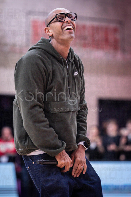 Barmer 2. Basketball Bundesliga ProA: Rheinstars Koeln vs. BBC Bayreuth, 11.01.26 | Köln, 11.01.26 - Rheinstars- Moderator Amiaz Habtu während des Spiels der Barmer 2. Basketball Bundesliga ProA: Rheinstars Koeln vs. BBC Bayreuth in der Motor World in Köln.