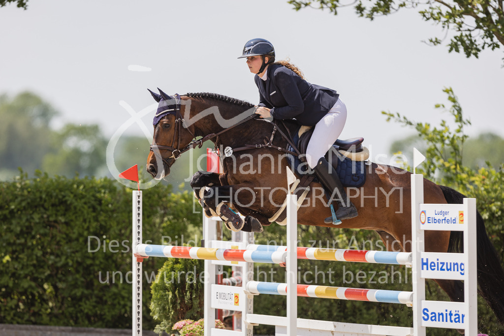 230616_Lemwerder_Springpf-L2-658 | Deine schönsten Turniermomente als professionelle Fotos! Entdecke hochwertige Pferdesport-Fotografie im Online-Shop. Jetzt Fotos finden & bestellen!