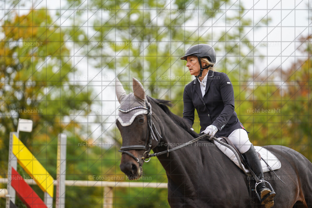 20221009-FAH08659 | Diessen am Ammersee, 2022, Dressur- und Springturnier, Reitsportbilder, Turnierfotografen Bayern, Pferdefotografen, Fotoagentur Herrmann, Turnierbilder