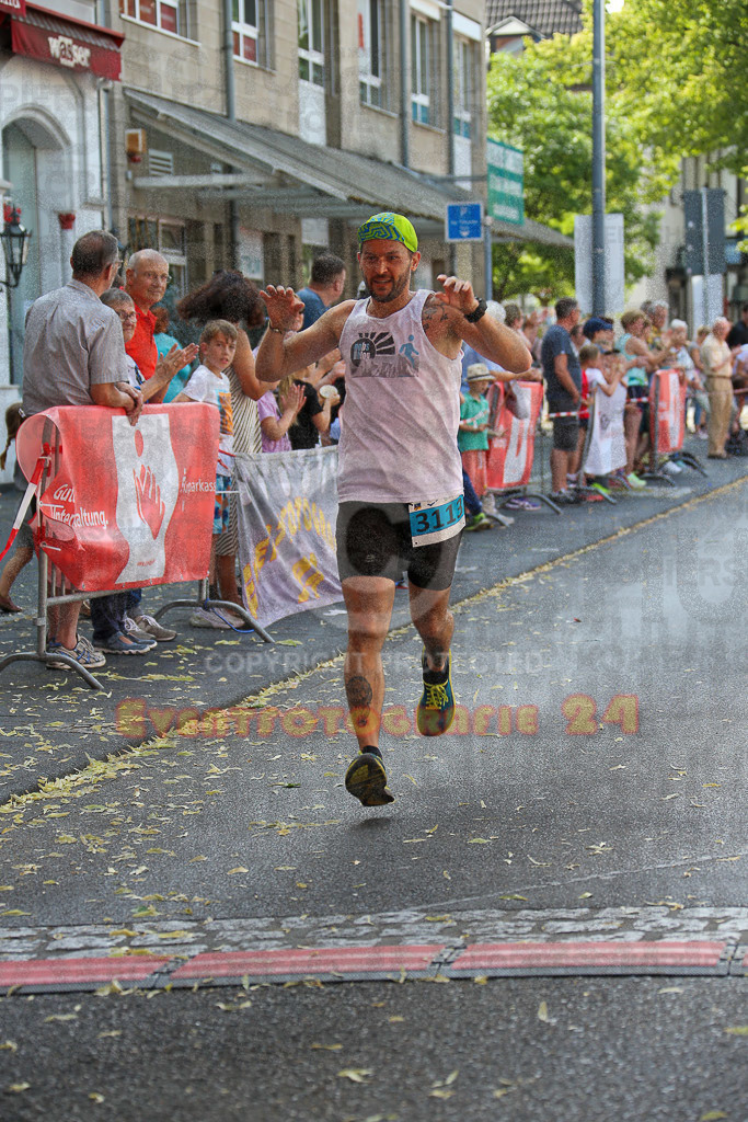 220625_1644_EX1_4928 | Sportfotografie im Rhein-Sieg Kreis, Köln, Bonn, NRW, Rheinland Pfalz, Hessen, etc. Unser Tätigkeitsfeld umfasst den Laufsport vom Volkslauf über den Marathon, Duathlon, Triathon bis zum Ultralauf wie Kölnpfad Ultra oder Schindertrail.