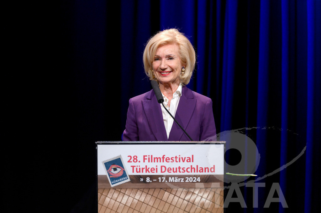 _DWA7934 | Nürnbergs Kulturbürgermeisterin Prof. Dr. Julia Lehner (CSU) bei der Eröffnung 28. Filmfestival Türkei Deutschland am 08.3.2024  in Tafelhalle  Nürnberg  - Realisiert mit Pictrs.com