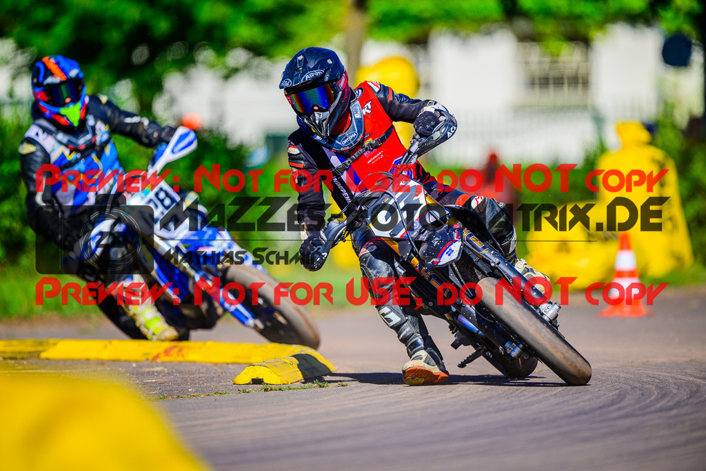 MaZZes_FotoMatrix_240816_6007705_2-87 | UE40