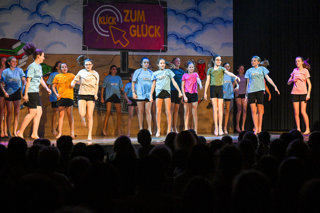 18. November 2022 - Abendundunterhaltung TV/DTV Neftenbach | 18. November 2022 / MZH Auenrain, Neftenbach
Abendundunterhaltung TV/DTV Neftenbach
Motto: Klick zum Glück
Bild: Sportfotografie Markus Aeschimann | www.markus-aeschimann.ch - Realisiert mit Pictrs.com