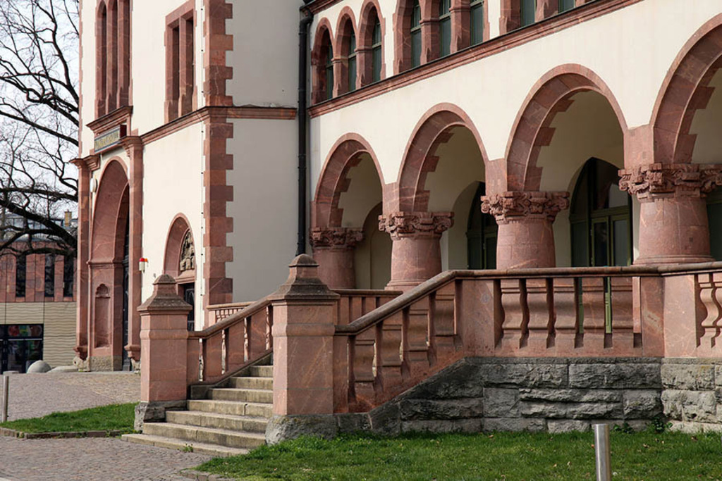 Bildlexikon Leipzig - Kongresshalle am Zoo Leipzig | Das Team hinter BILDLEXIKON LEIPZIG bündelt historische wie aktuelle Informationen über die Stadt Leipzig in Text und Bild auf einer Plattform und stellt diese der interessierten Öffentlichkeit zur Verfügung.