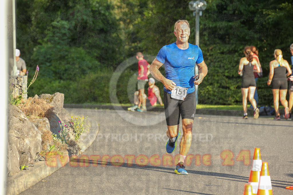 250801_1921_EX1_7714 | Sportfotografie im Rhein-Sieg Kreis, Köln, Bonn, NRW, Rheinland Pfalz, Hessen, etc. Unser Tätigkeitsfeld umfasst den Laufsport vom Volkslauf über den Marathon, Duathlon, Triathon bis zum Ultralauf wie Kölnpfad Ultra oder Schindertrail.