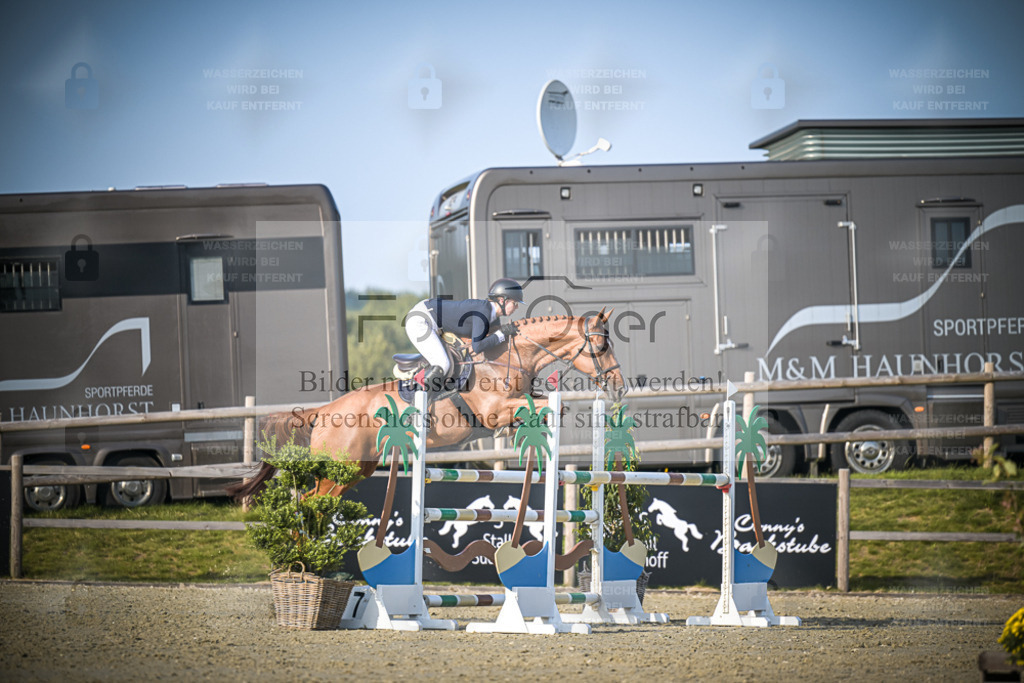 DOS_1410 | Entdecke hochwertige Reitturnierfotos von Foto Oger. Professionell, emotional und authentisch – jetzt Lieblingsmomente im Shop bestellen. - Realisiert mit Pictrs.com