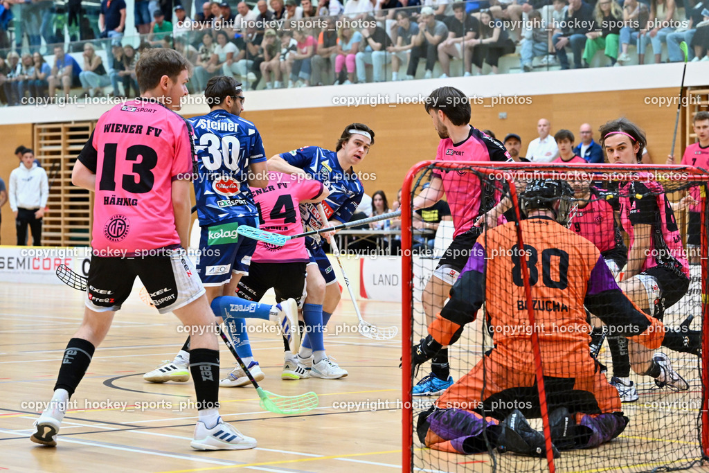 VSV Unihockey vs. Wiener Floorball Verein | #13 HÄHNIG Vincent Wiener Floorballverein, #30 Christoph Steiner VSV Unihockey, #27 Lukas Floriantschitz VSV Unihockey, #80 BEZUCHA Bernhard Wiener Floorballverein, #81 LAUKKANEN Jesse Wiener Floorballverein, VSV Unihockey vs. Wiener Floorball Verein, VSV Unihockey vs. Wiener Floorball Verein am 18.05.2025 in Villach (Ballspielhalle St. Martin), Austria, (Photo by Bernd Stefan)