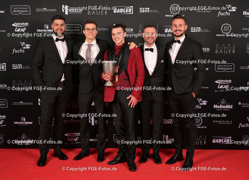 20240113-fge-fotos-0032 | Eröffnungsball der FGE am 13.01.2024 im Alten Stadttheater in Eichstätt. - Realisiert mit Pictrs.com