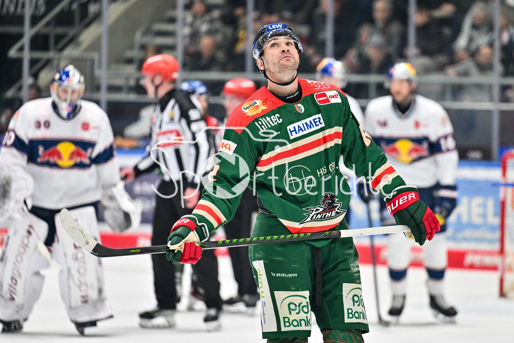 Augsburger Panther - EHC RB München | aUGSBURG, DEUTSCHLAND - 27. FEBRUAR: im Bild Alexandre GRENIER (Augsburger Panther 82) / enttäuscht während dem Match zwischen den Augsburger Panthern und dem EHC RB München am 46. Spieltag der Penny DEL im Curt Frenzel Stadion