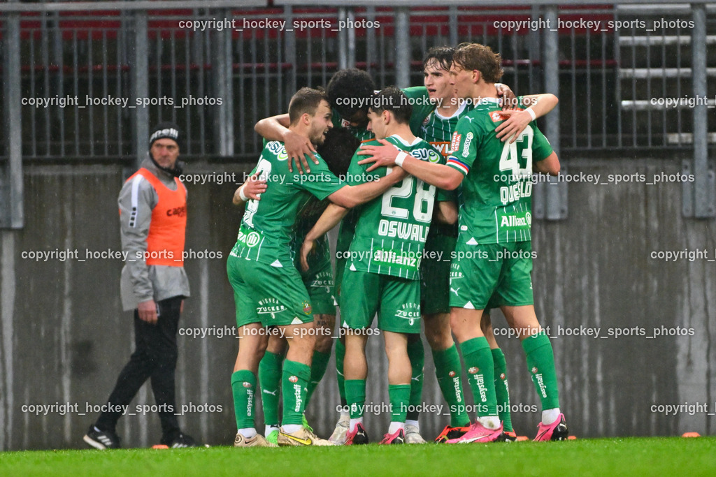 Austria Klagenfurt vs. SK Rapid 10.3.2024 | Jubel SK Rapid Mannschaft, #34 Nikolas Sattlberger, #18 Matthias Seidl, #28 Moritz Oswald, #7 Fally Mayulu, #43 Leopold Querfeld