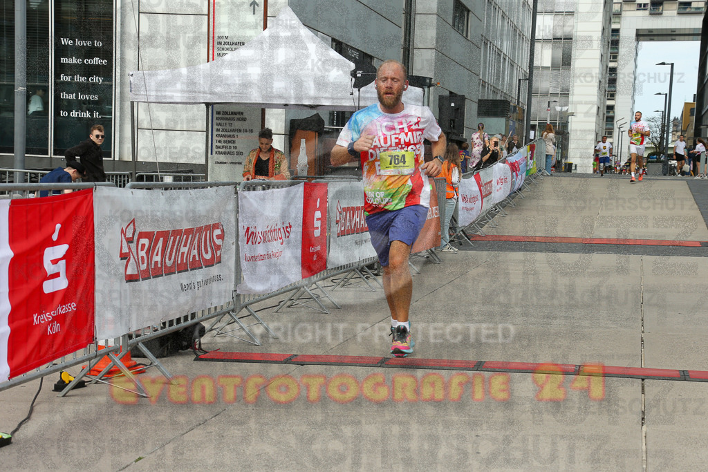 250920_1325_EX1_4459 | Sportfotografie im Rhein-Sieg Kreis, Köln, Bonn, NRW, Rheinland Pfalz, Hessen, etc. Unser Tätigkeitsfeld umfasst den Laufsport vom Volkslauf über den Marathon, Duathlon, Triathon bis zum Ultralauf wie Kölnpfad Ultra oder Schindertrail.