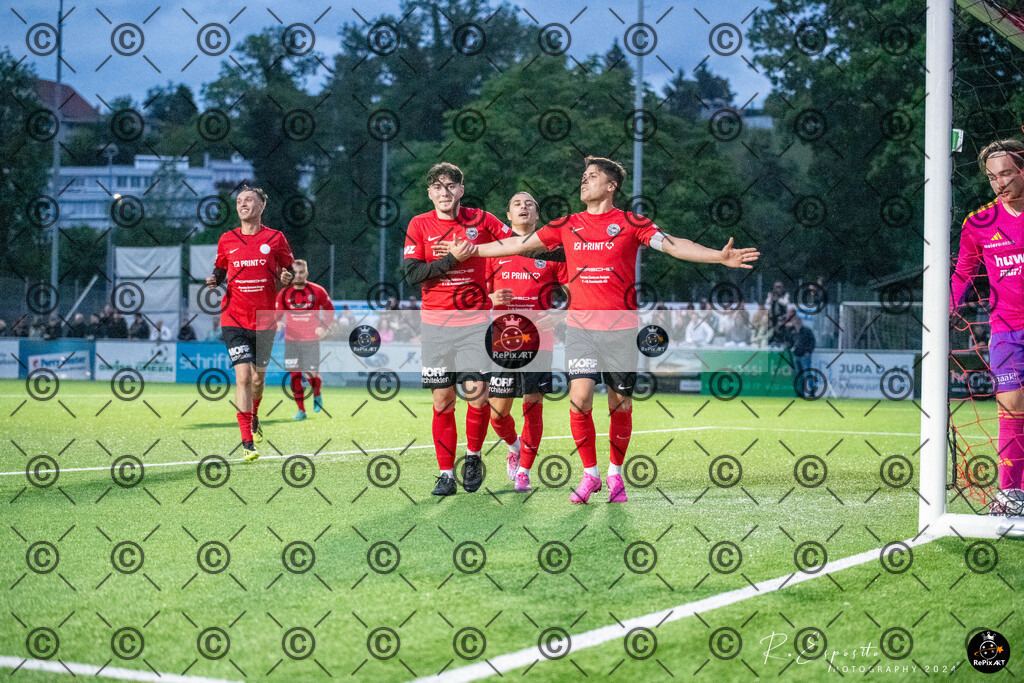 20240611_FC-Rothrist 1-Final_399 | Sport und Naturfotografie von Roberto Esposito zeigt echte Momente Bewegung und die Schönheit der Natur. Ausdrucksstarke Bilder schaffen Emotionen.