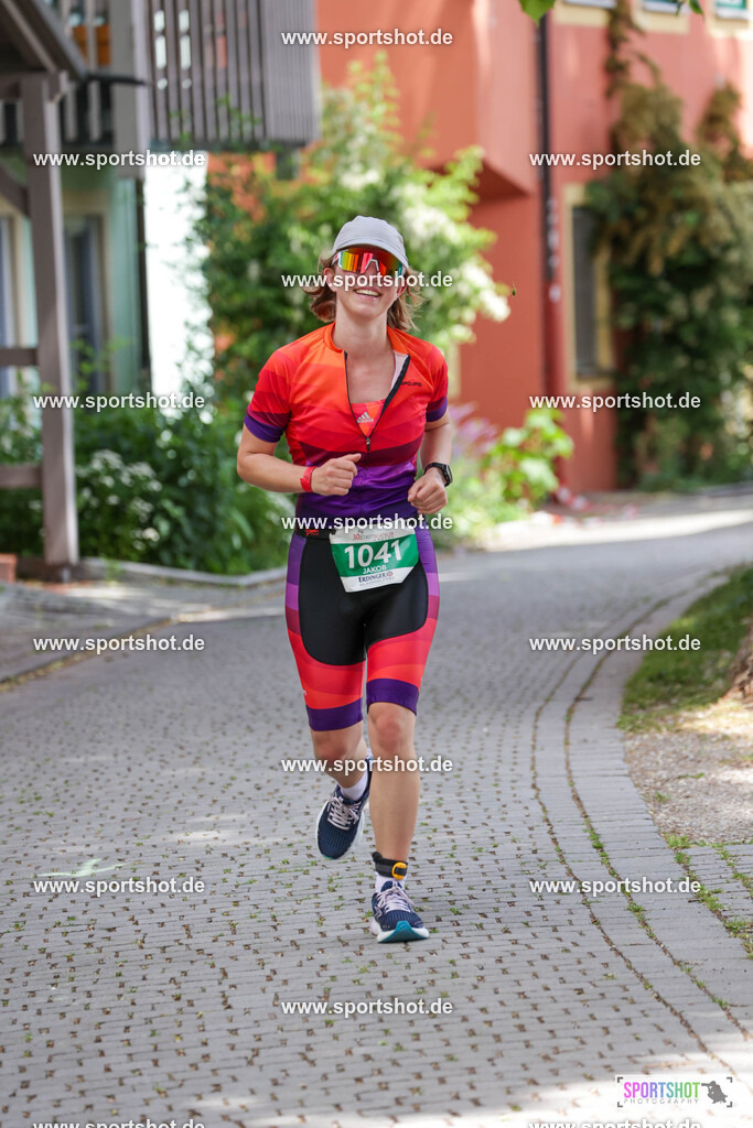 KSZ_8448 | Stadttriathlon Erding 2025. #yourpictrs #sportshot_your_pictrs @Sportshotphotography #stadttriathlonerding Copyright: www.sportshot.de