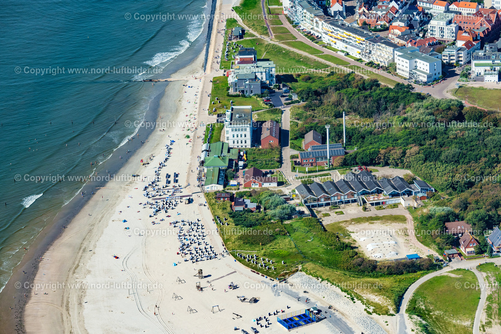 Norderney_Museum_Nordseeheilbad_Norderney_Weststrand_ELS_7809050923 | NORDERNEY 05.09.2023 Am Weststrand steht das " Bademuseum " von Norderney im Bundesland Niedersachsen, Deutschland. // On the western beach is the "Bath Museum" of Norderney in the state of Lower Saxony, Germany. Foto: Martin Elsen