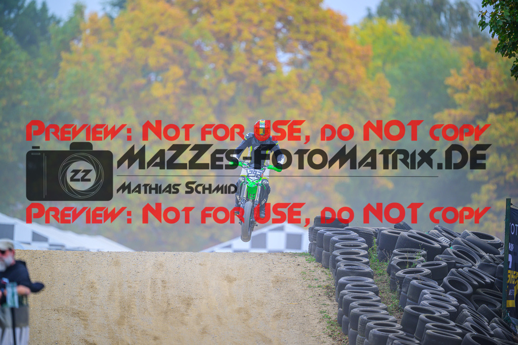 MaZZes_Fotomatrix_20251011_6007705_3015 | S2