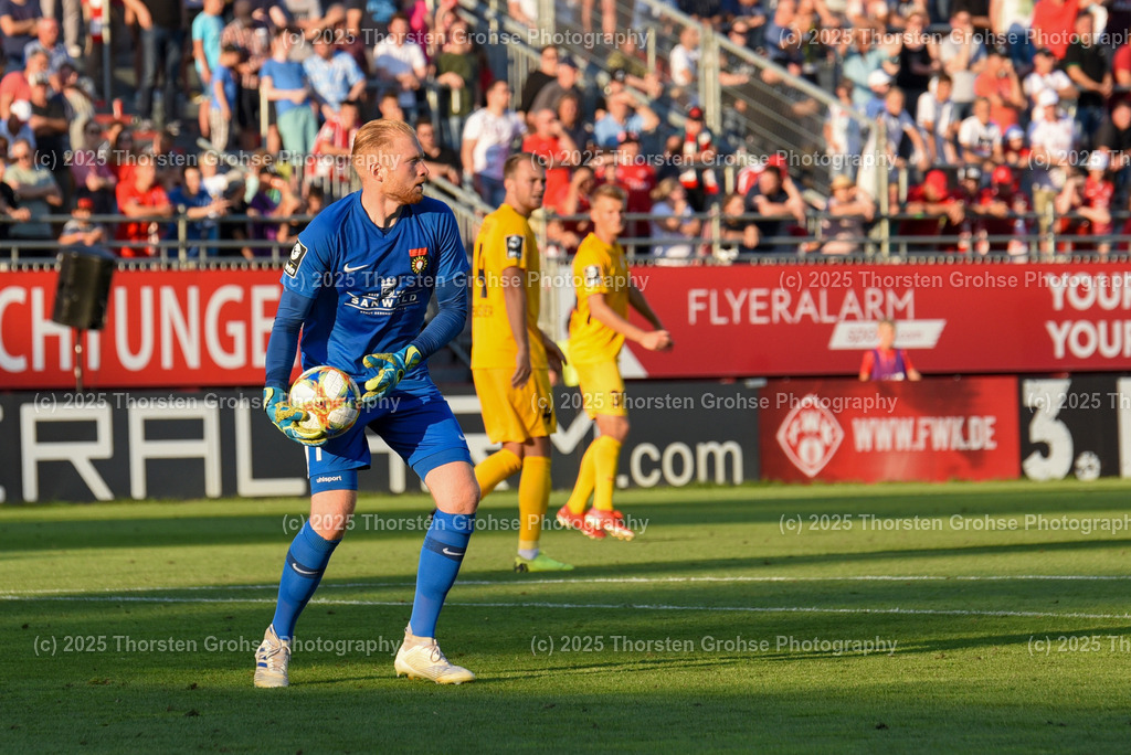 Fussball, 3. Liga, Wuerzburg Kickers vs. SG Sonnenhof Grossaspach, 30.07.2019 | Fussball, 3. Liga, Wuerzburg Kickers vs. SG Sonnenhof Grossaspach, 30.07.2019; in der Flyeralarm ARENA in Wuerzburg, (Deutschland)

Bild:  Maximilian Reule 1 (SG Sonnenhof Grossaspach)

DFL REGULATIONS PROHIBIT ANY USE OF PHOTOGRAPHS as IMAGE SEQUENCES and/or QUASI-VIDEO. - Realisiert mit Pictrs.com