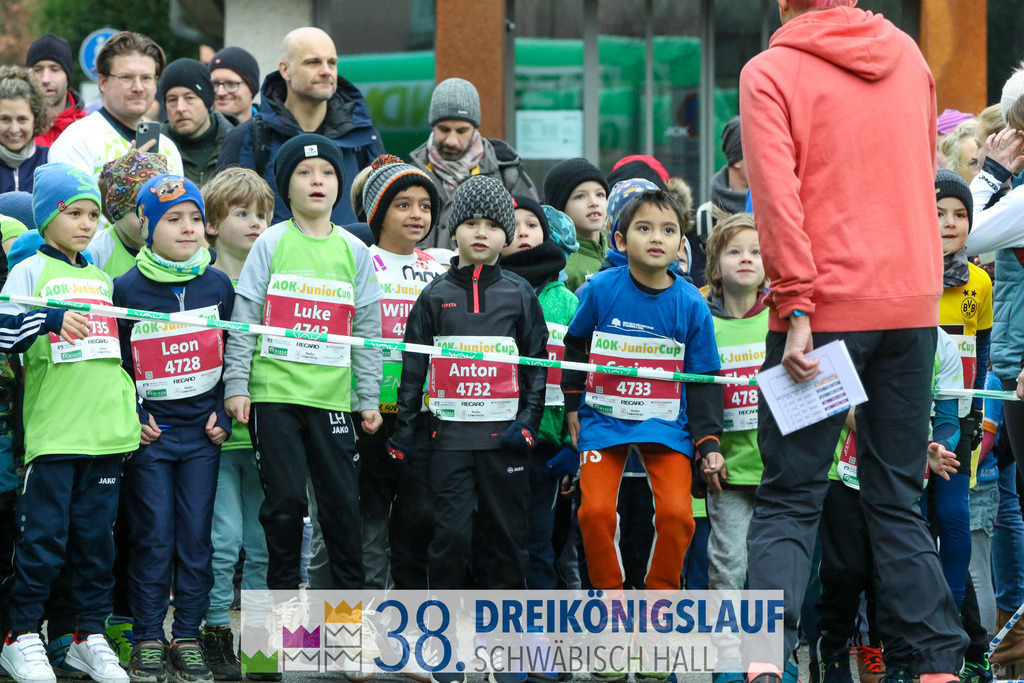 400m AOK Junior Cup | 3 Koenigslauf 2024 400m AOK Junior Cup - Realisiert mit Pictrs.com