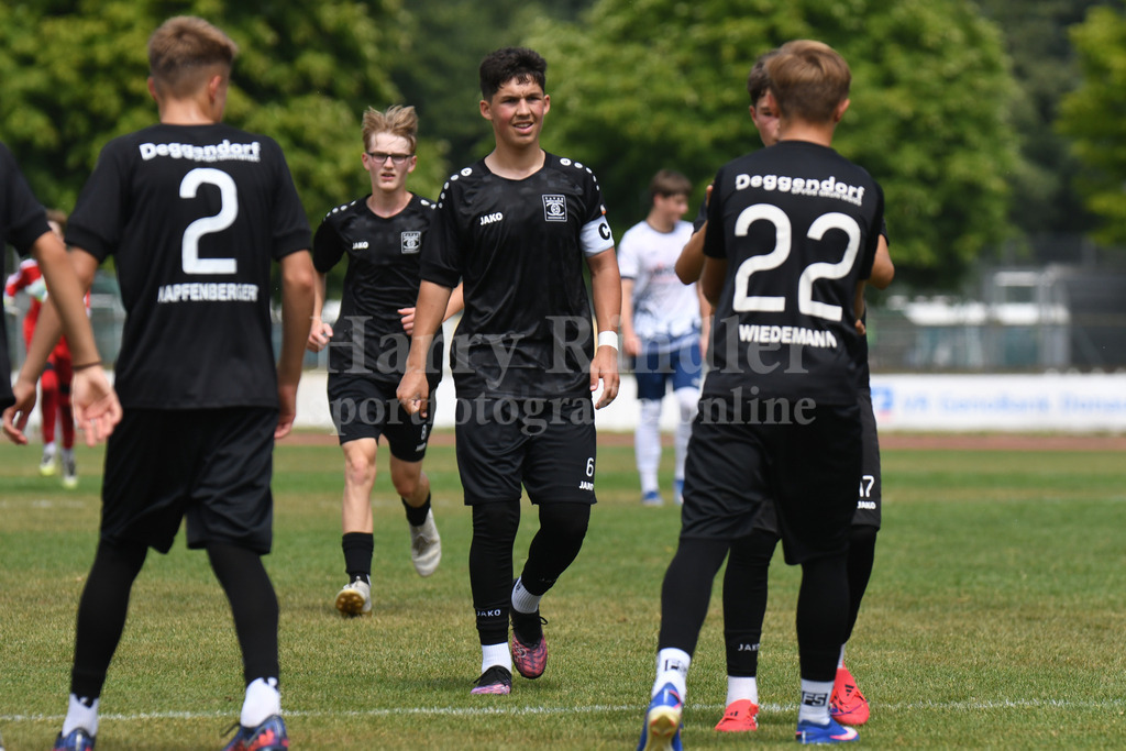 HR1_8379 | Ha-Ri; Sportfotografie Ha-Ri; Sporfotografie Harry Rindler; Sport Deggendorf; Sportbilder Deggendorf; Sportfotos Deggendorf; Sportfotos Niederbayern; Sportbilder Niederbayern; Amateursport Niederbayern; Bayern;  - Realisiert mit Pictrs.com