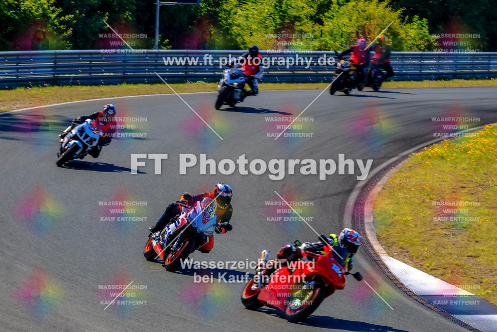 _TCM5734 | Hier findet Ihr Bilder von Touristenfahrten auf der Nürburgring Nordschleife oder von anderen Veranstaltungen die ich besucht habe. Viel Spass beim Durch Schauen 