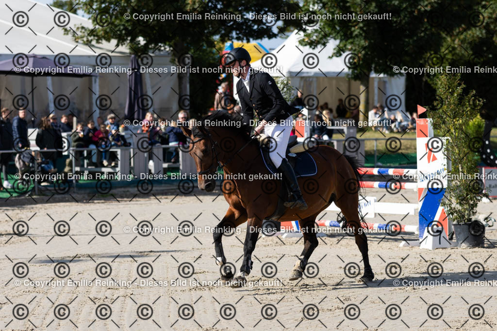 CL5A2250 | Emilia Reinking Fotografie - Realisiert mit Pictrs.com