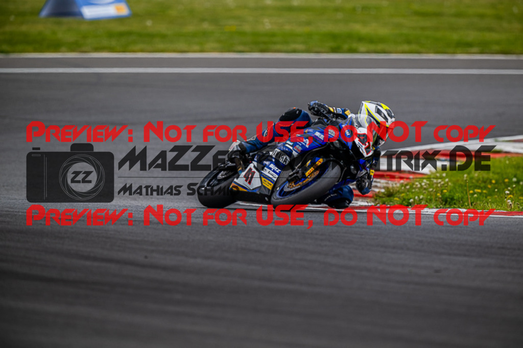 MaZZes_FotoMatrix_220508_93915 | Fotograf Mathias Schmid
Sportfotograf,
Eventfotograf,
Hochzeitsfotograf,
Portraitfotograf